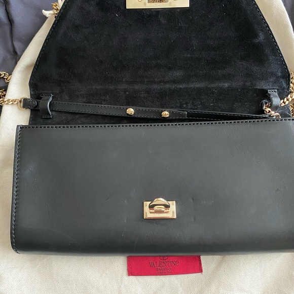 Valentino garavani Demi lune leather chain bag - Picture 2 of 7